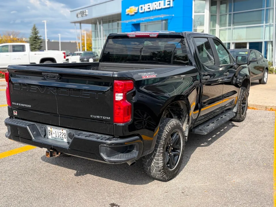 Chevrolet Silverado 1500 2022 photo 3