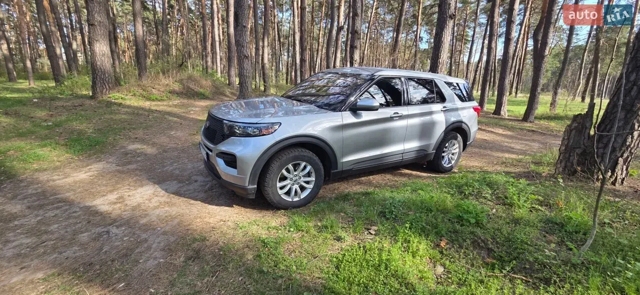 Ford Explorer 2022 photo 5