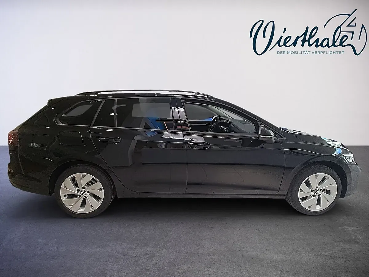 Volkswagen Golf 2026 photo 3