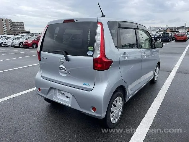 Nissan Dayz 2015 photo 4