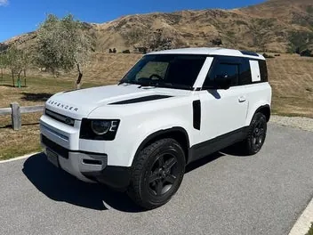 Land Rover Defender 2021 photo 3