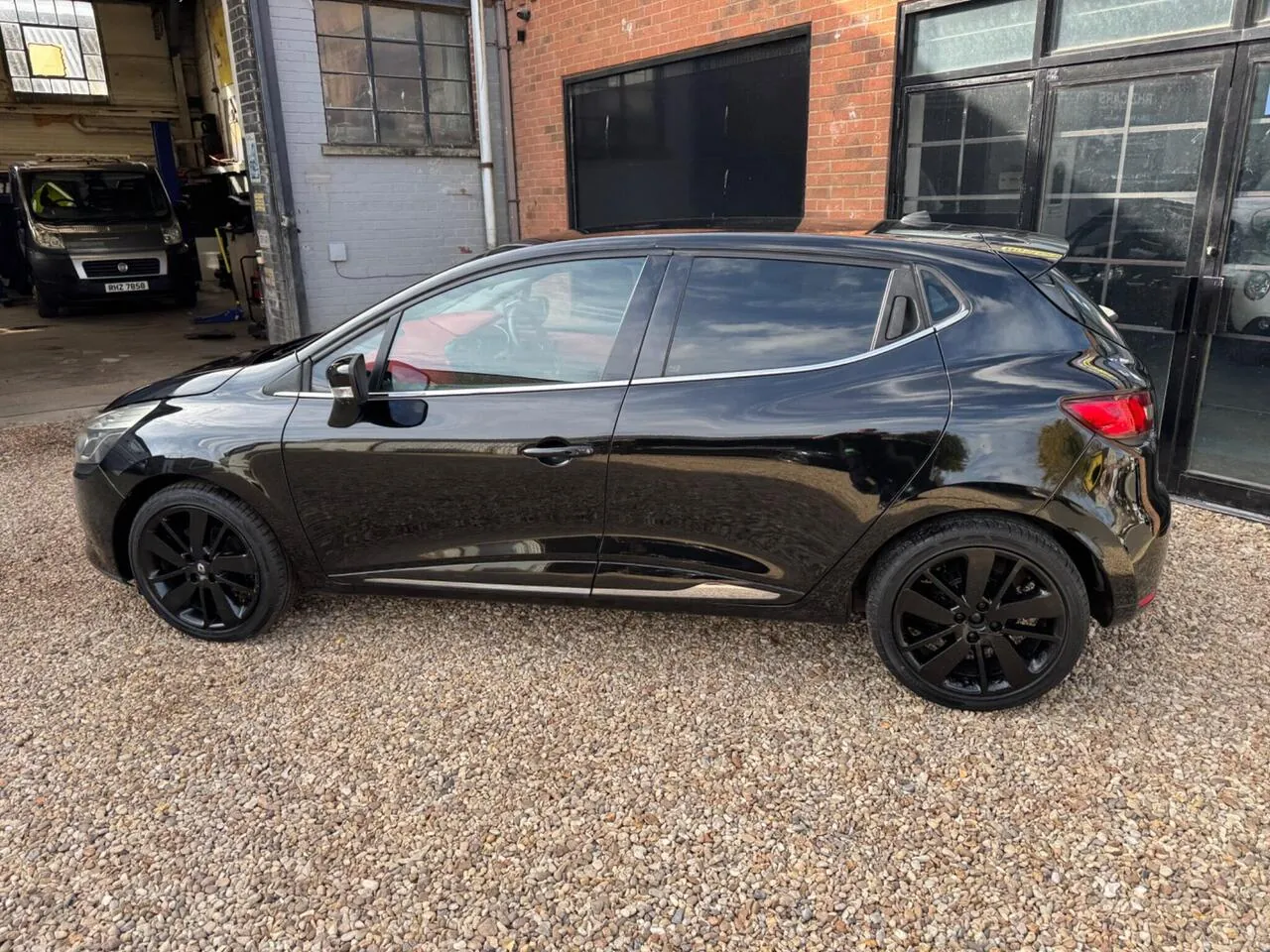 Renault Clio 2015 photo 5