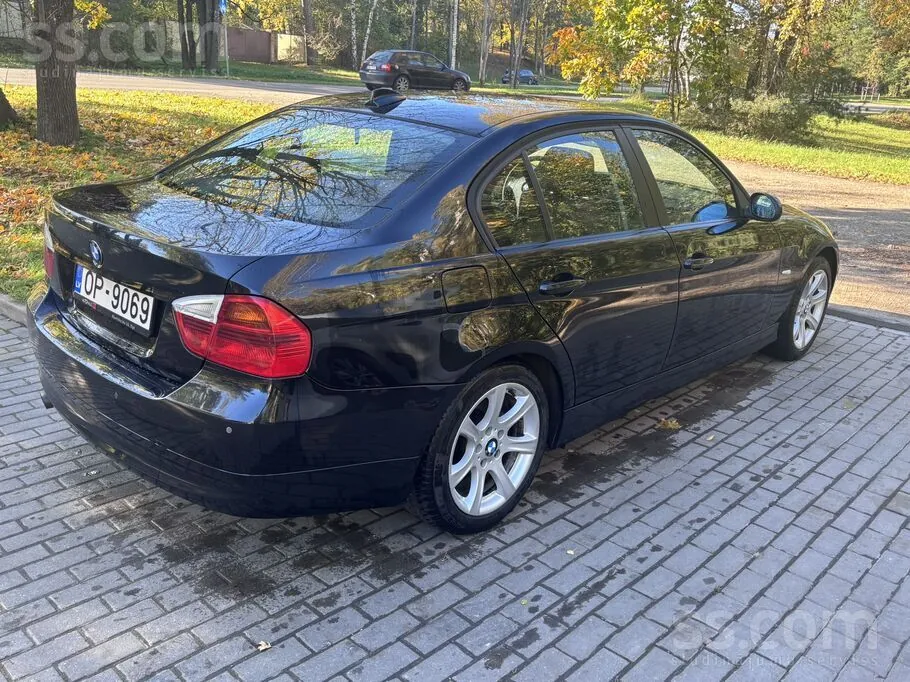 BMW 318I 2007 photo 5