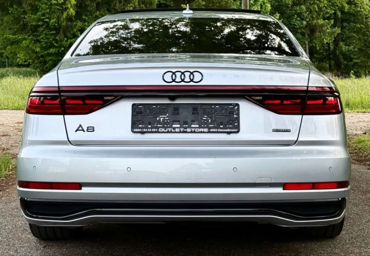 Audi A8 2024 photo 3