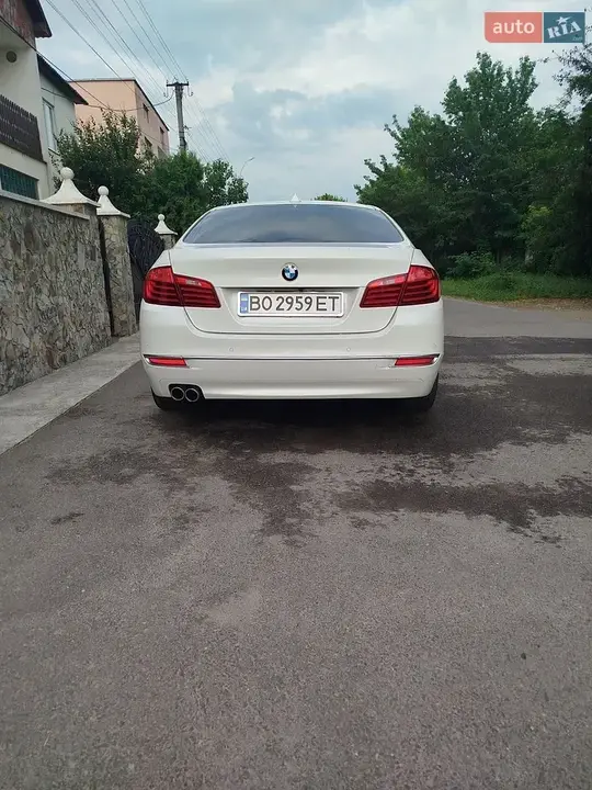 BMW 5 Series 2013 photo 3