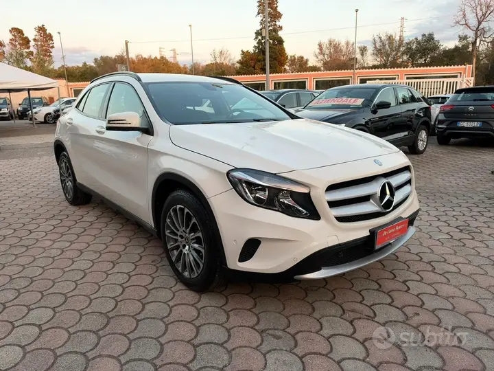 Mercedes-Benz Gla 2015 photo 4