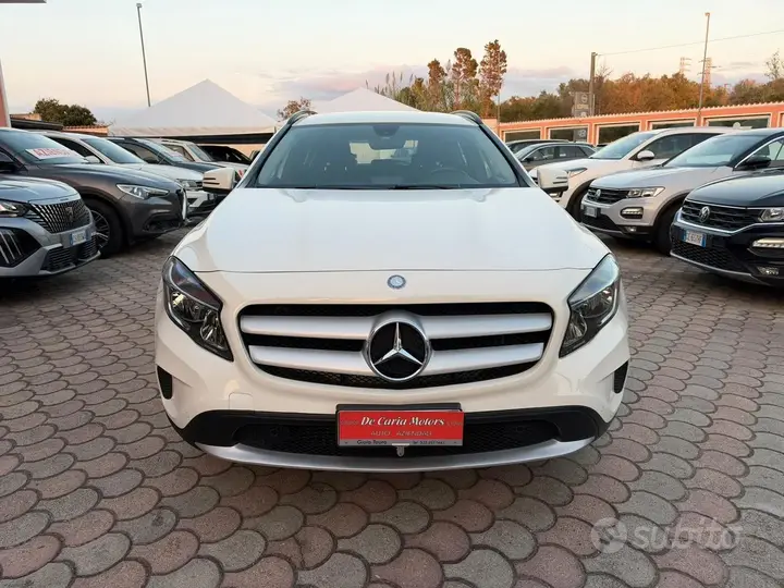 Mercedes-Benz Gla 2015 photo 3