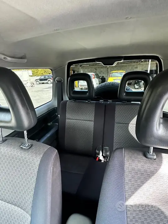 Suzuki Jimny 2009 photo 3
