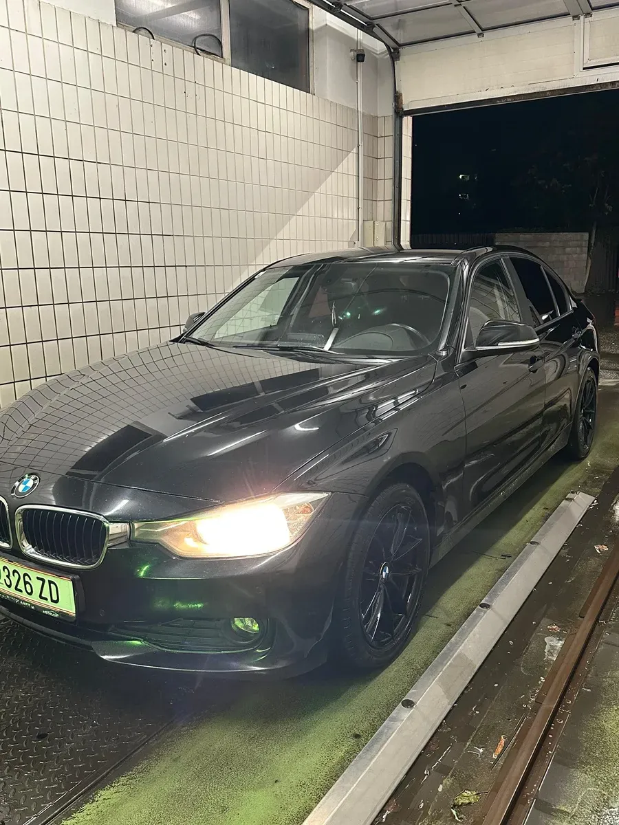 BMW 3Er-Reihe 320I 2015 photo 3