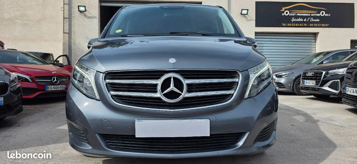 Mercedes-Benz V-Class 2014 photo 2