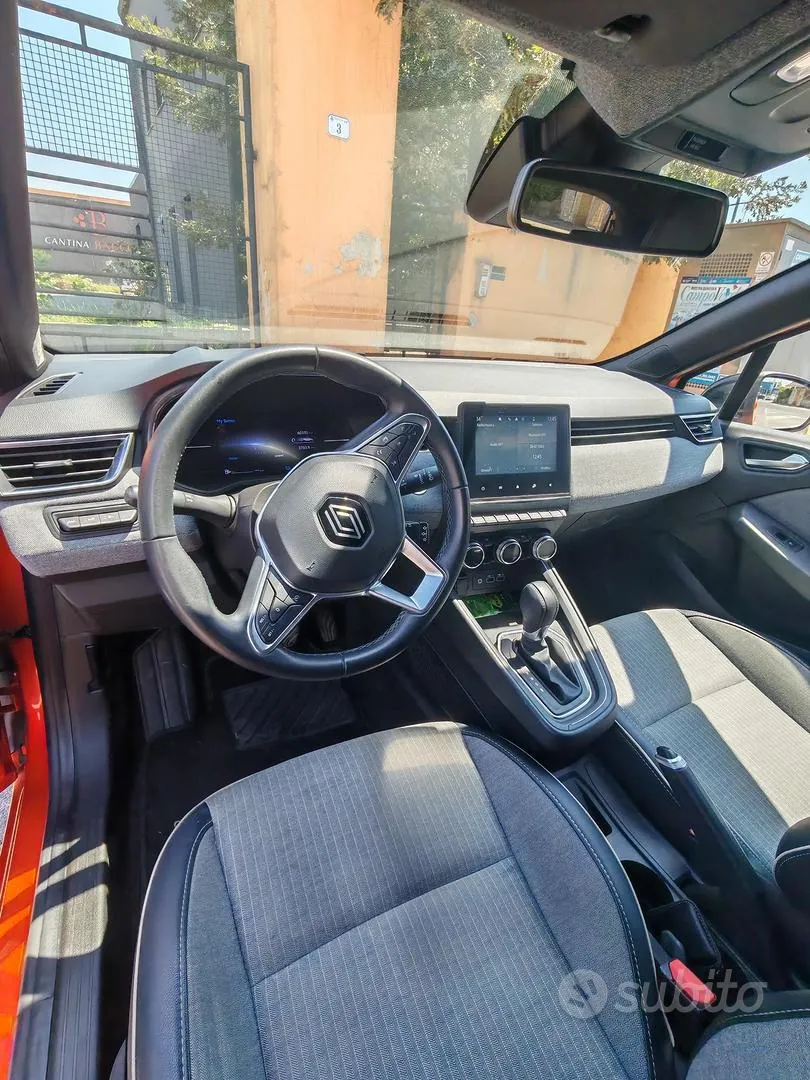 Renault Clio 2024 photo 4
