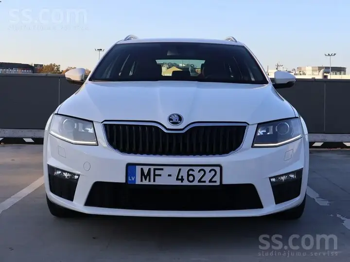 Skoda Octavia 2015 photo 2