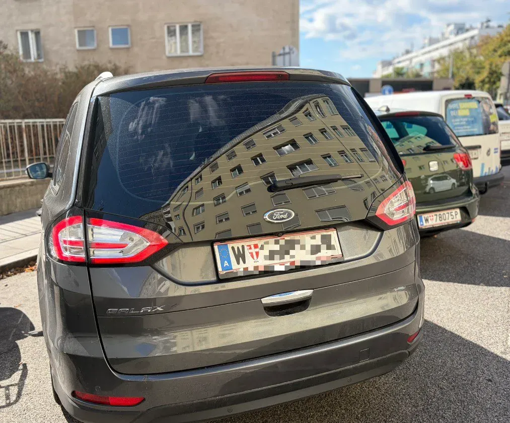 Ford Galaxy 2018 photo 3