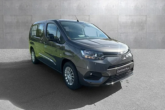 Toyota Proace City 2024 photo 2