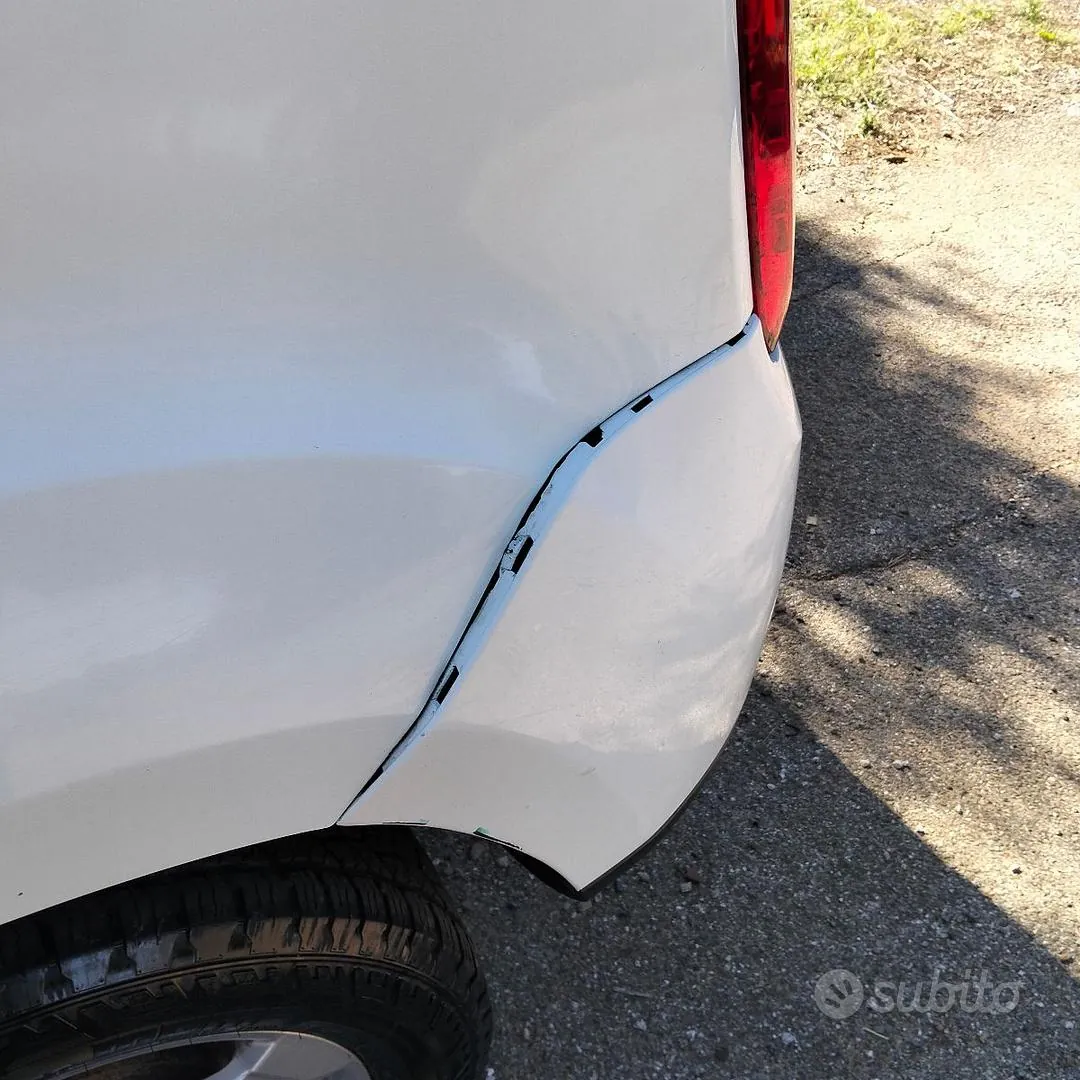 Dacia Duster 2011 photo 5
