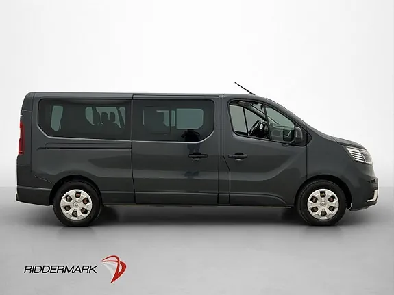 Renault Trafic 2022 photo 2