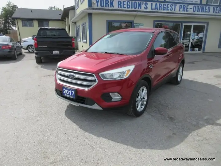 Ford Escape 2017 photo 3