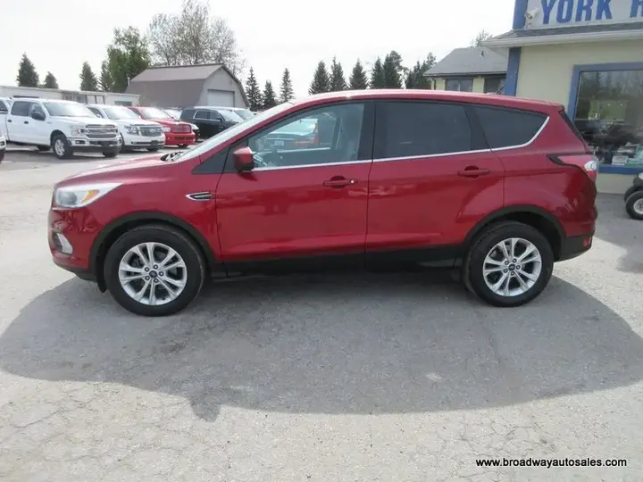 Ford Escape 2017 photo 4