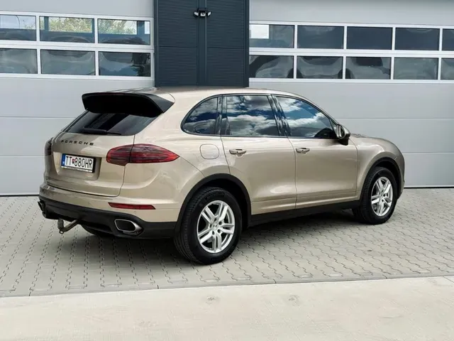 Porsche Cayenne 2015 photo 3