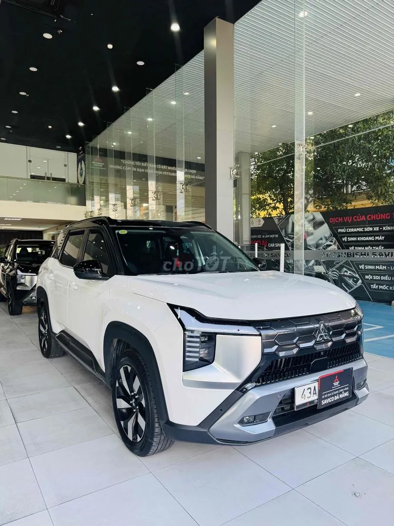 Mitsubishi Destinator