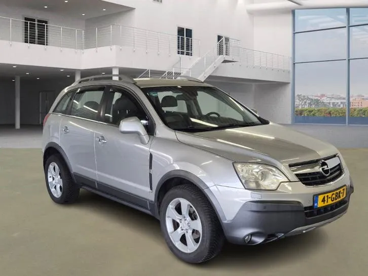 Opel Antara 2007 photo 2