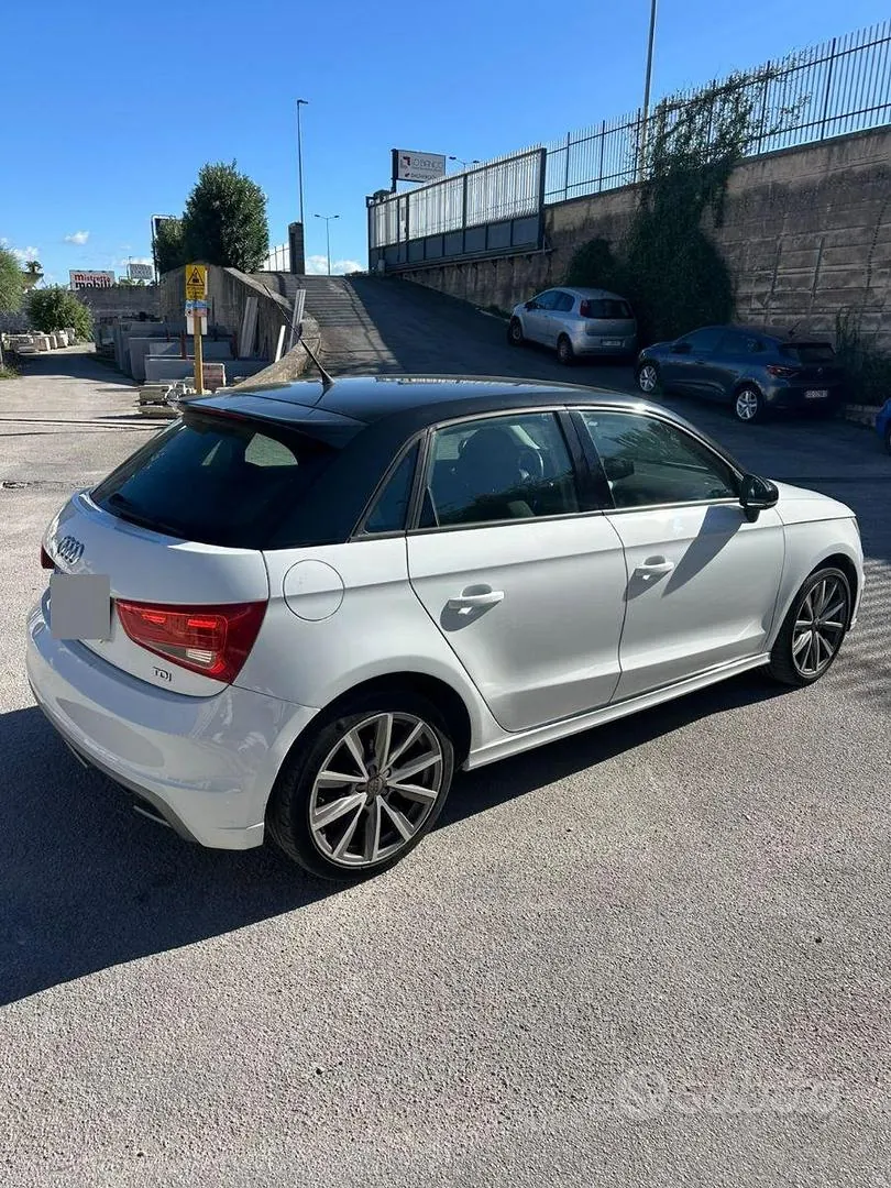 Audi A1 Sportback 2014 photo 2
