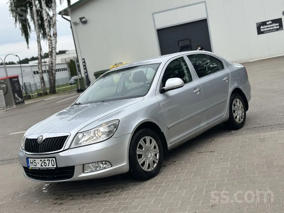 Skoda Octavia 2011 photo 3