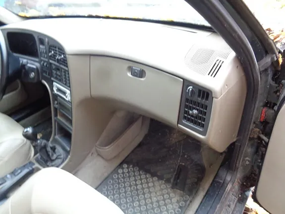 Saab 9000 1998 photo 2