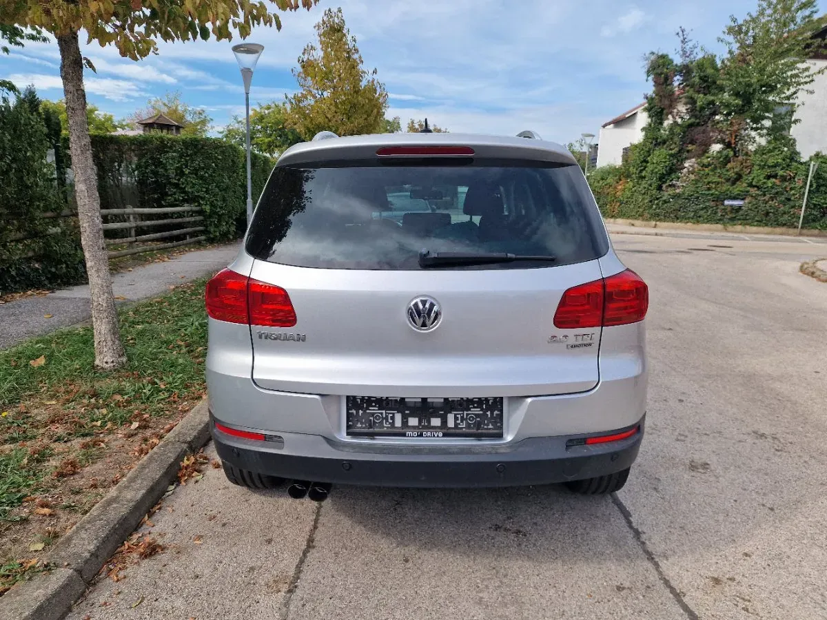 Volkswagen Tiguan 2011 photo 2