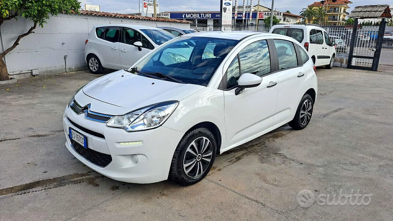 Citroen C3 2013 photo 2