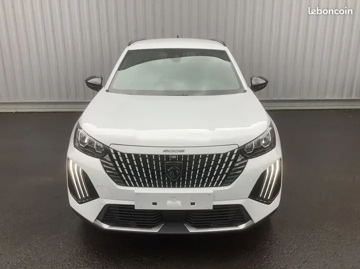 Peugeot 2008 2026 photo 2