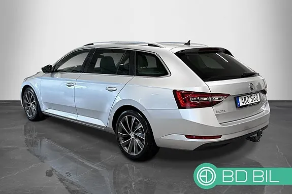 Skoda Superb 2019 photo 2