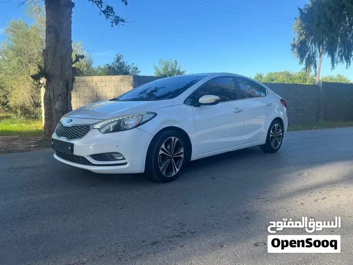 Kia K3 2014 photo 3