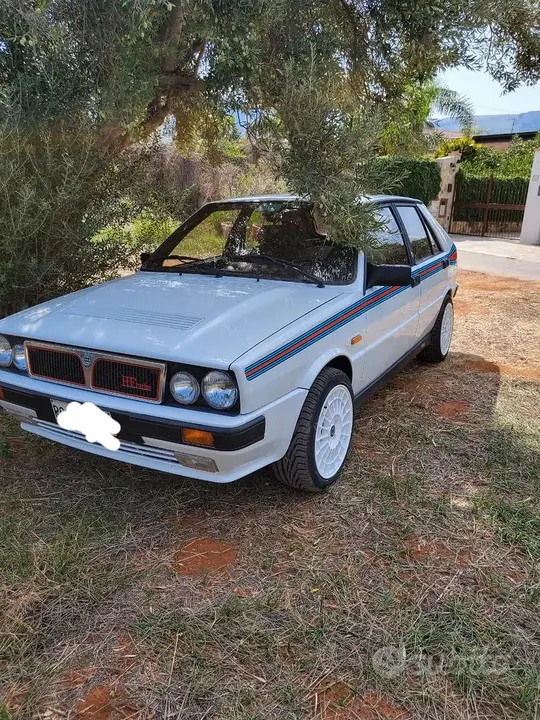 Lancia Delta 1988 photo 2
