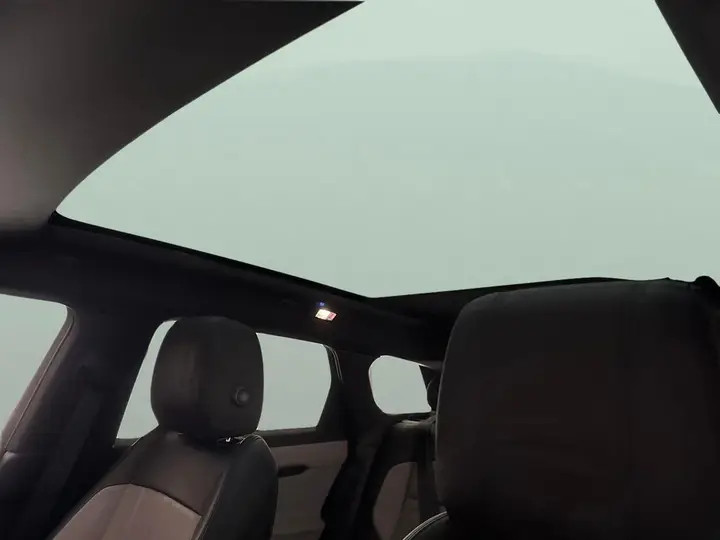 Land Rover Range Rover Evoque 2019 photo 5