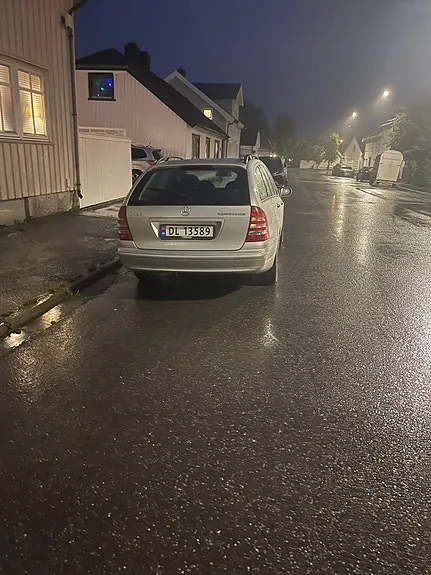 Mercedes-Benz C180 2005 photo 3