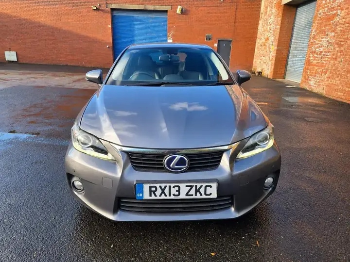 Lexus Ct200H