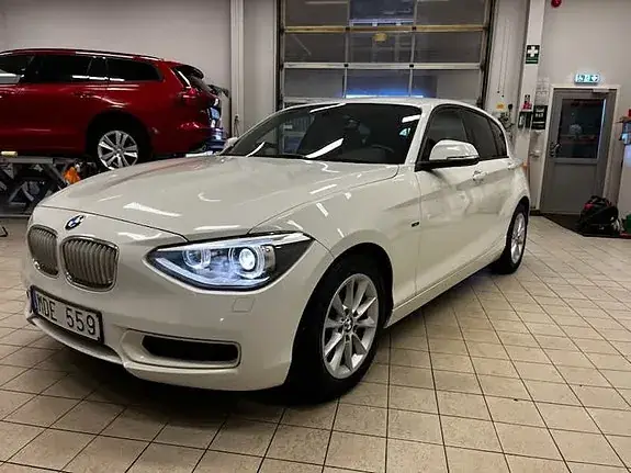 BMW 118D 2012 photo 3