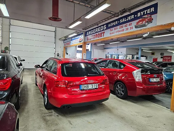 Audi A4 2012 photo 5