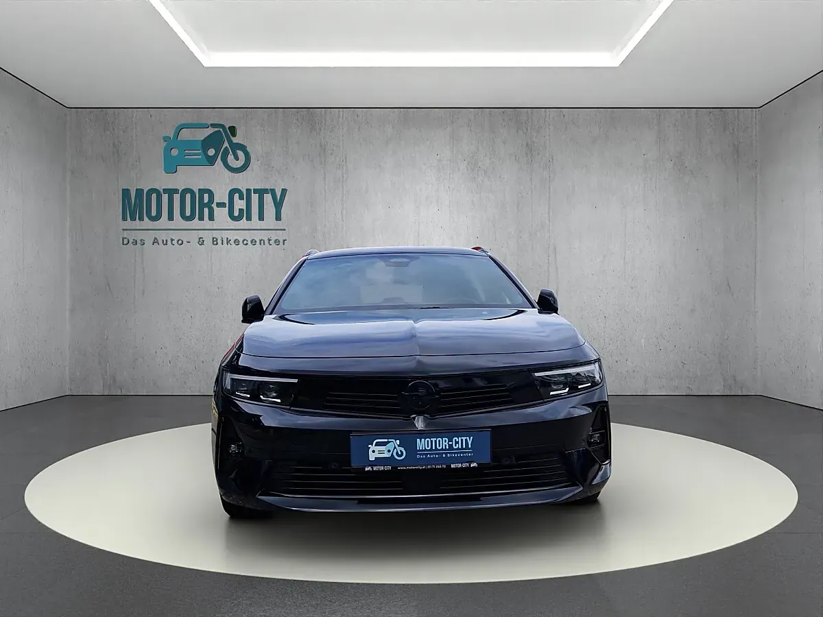 Opel Astra 2025 photo 2