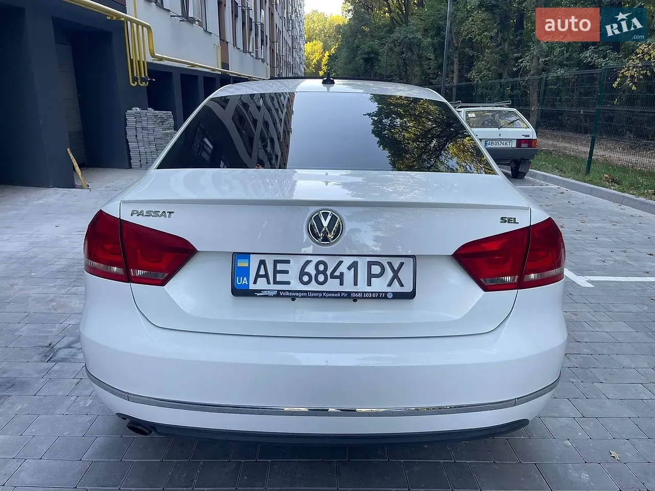 Volkswagen Passat 2012 photo 5