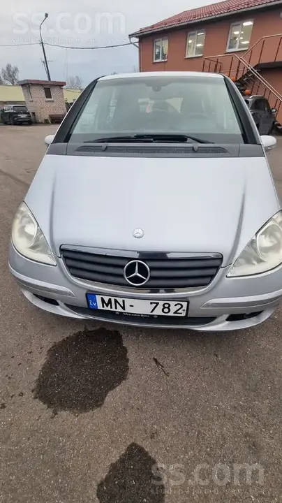 Mercedes-Benz A 180 2006 photo 4