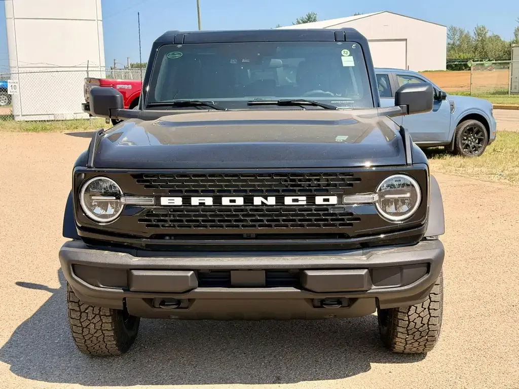 Ford Bronco 2026 photo 2