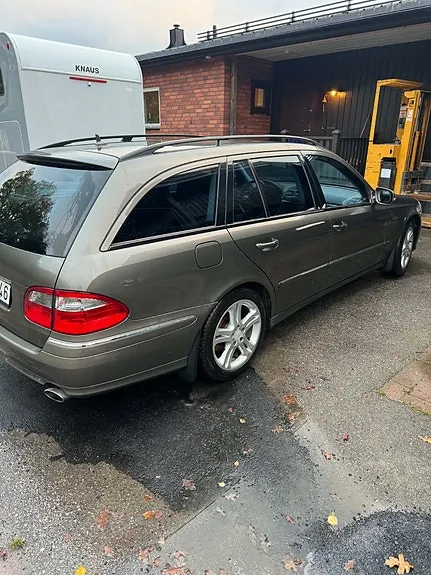 Mercedes-Benz E320 2008 photo 4