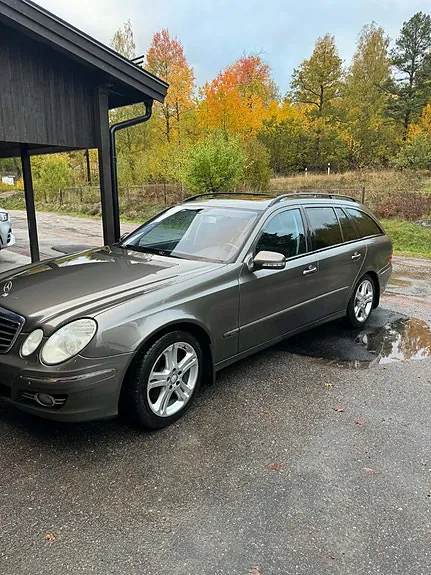 Mercedes-Benz E320 2008 photo 5