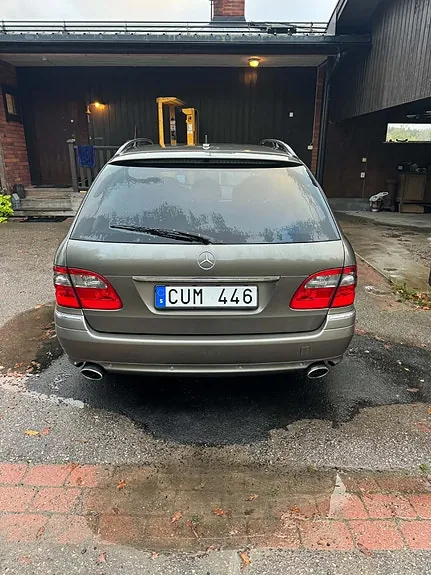 Mercedes-Benz E320 2008 photo 2