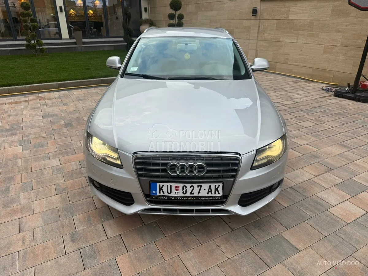 Audi A4 2009 photo 2