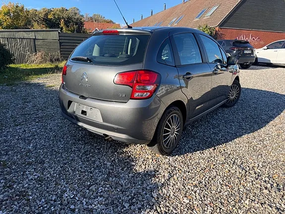 Citroen C3 2012 photo 3
