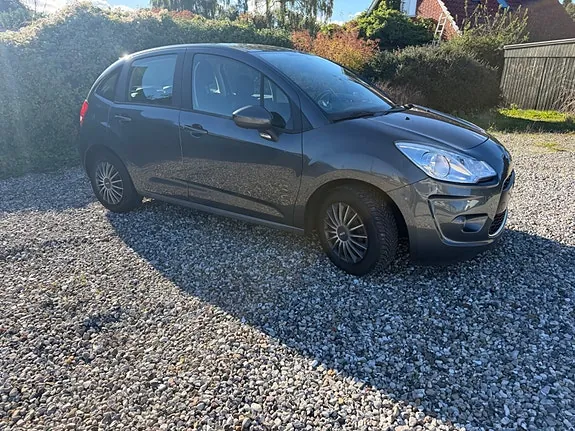 Citroen C3 2012 photo 2