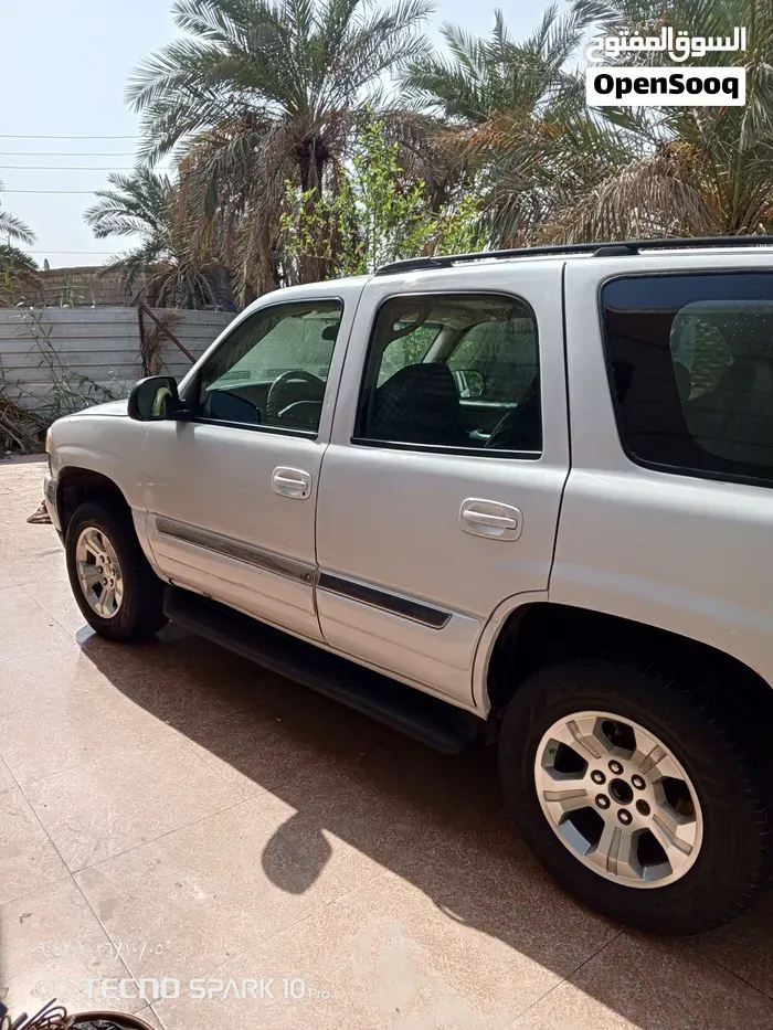 GMC Yukon 2000 photo 3